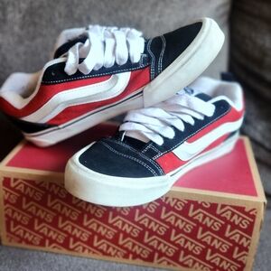 Vans (Knu Skool)